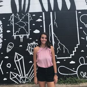 Meet your Posher, Anna